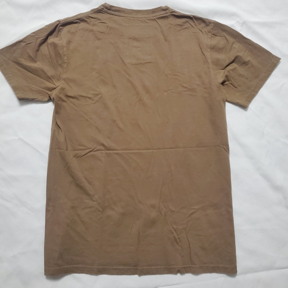 Men's T-shirt w/Design - Picture 3 of 3